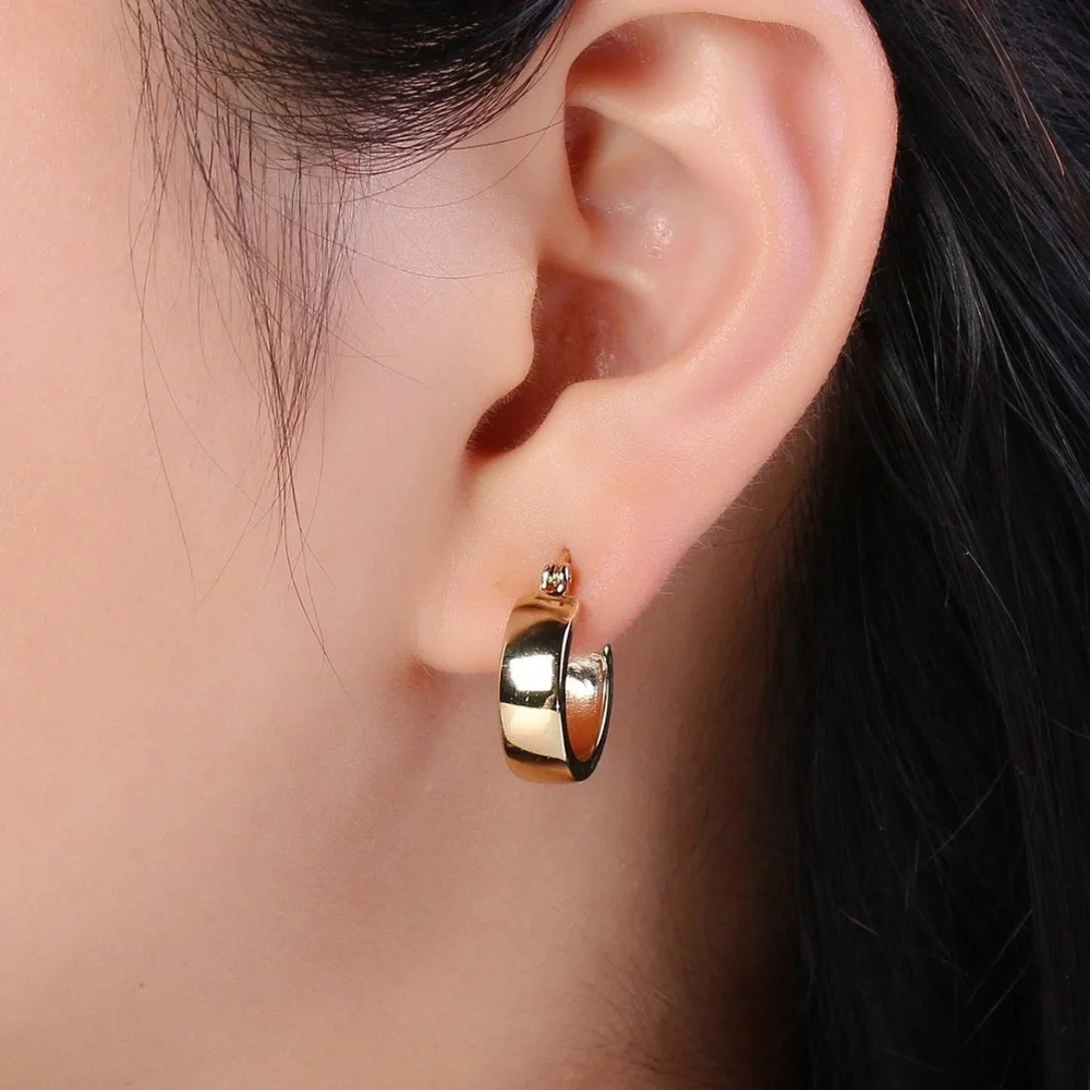 14K Gold Filled Lightweight Hoop Earrings
